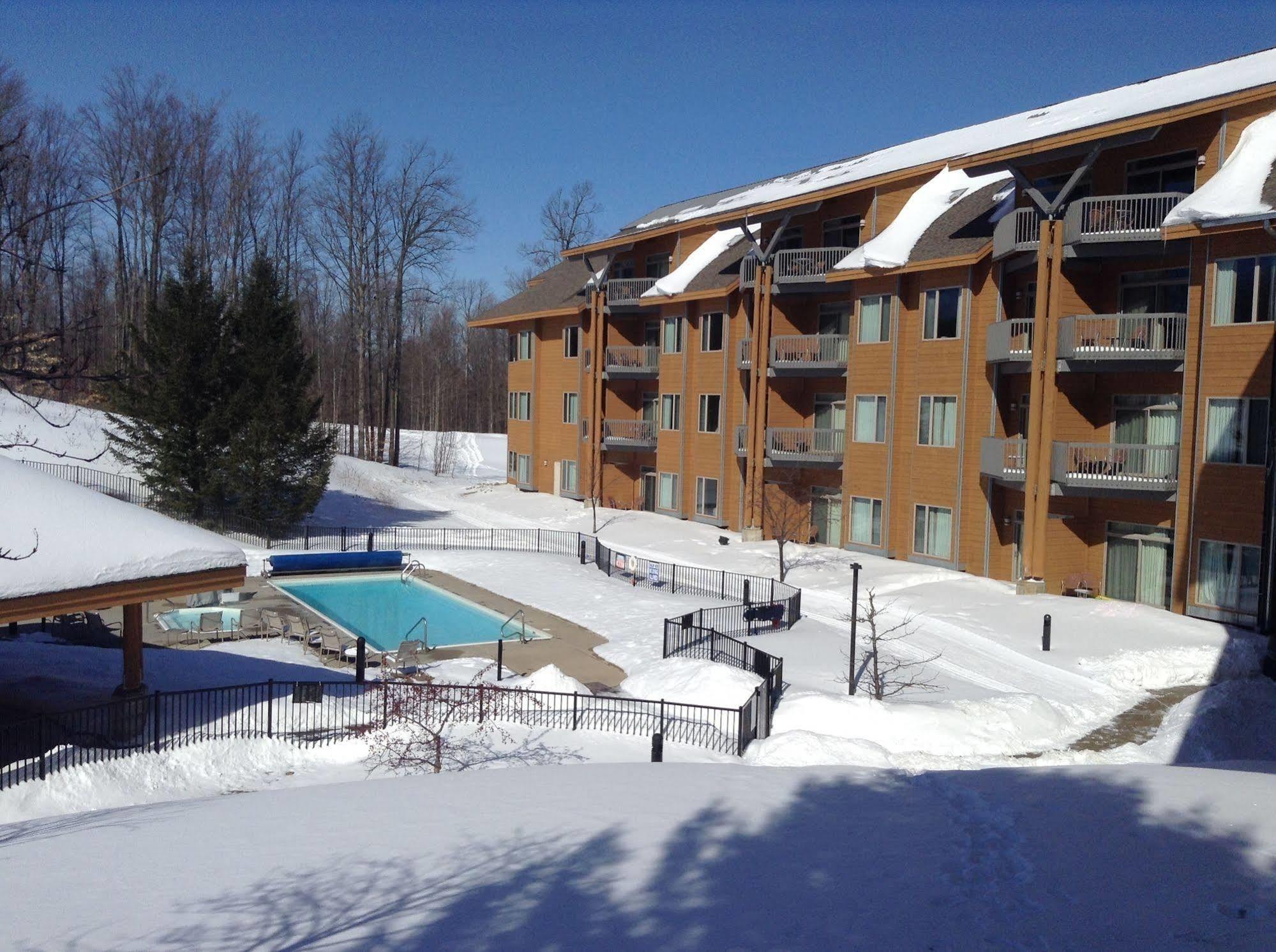 Cedar River Village Bellaire Екстер'єр фото