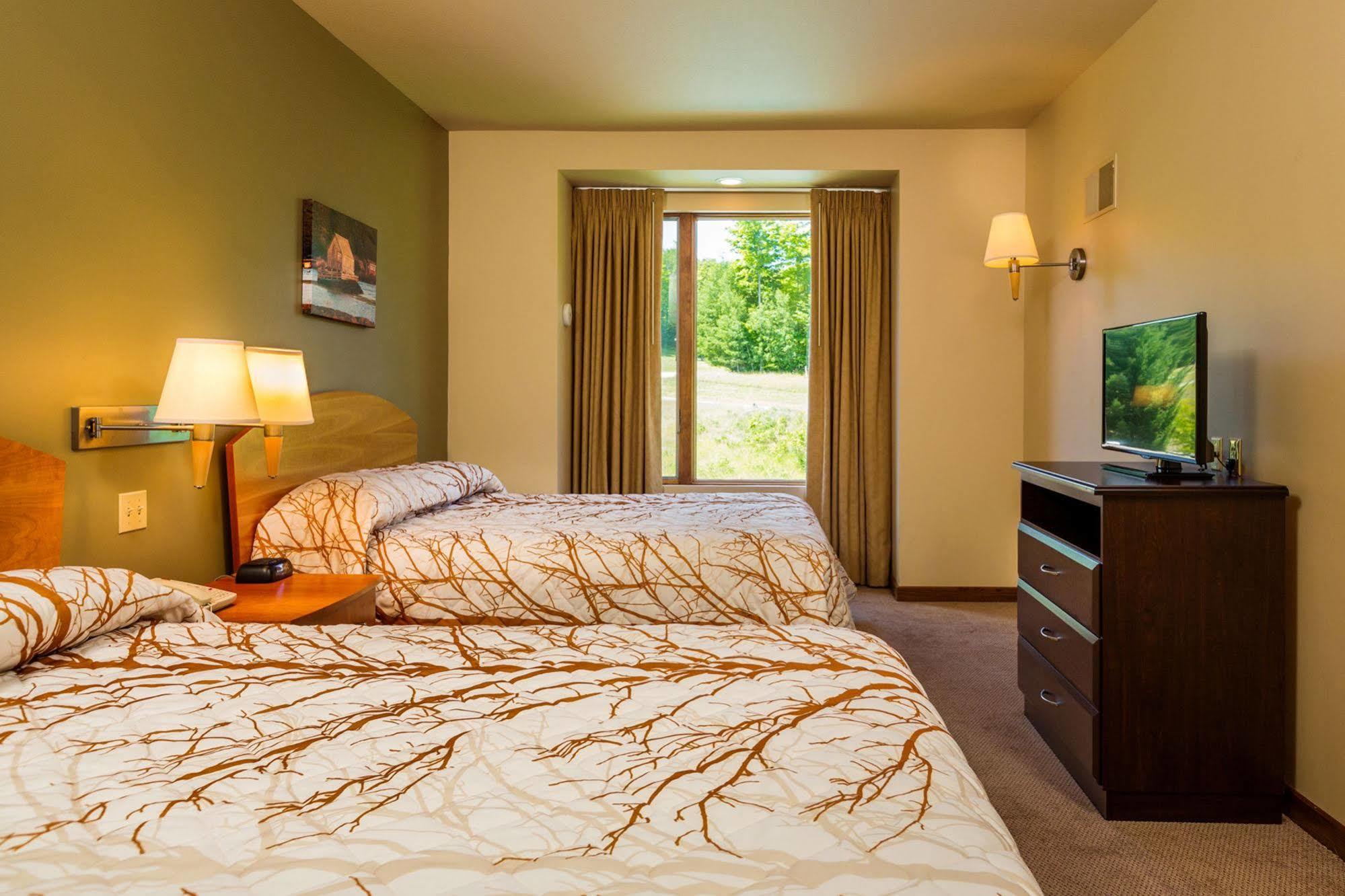 Cedar River Village Bellaire Екстер'єр фото